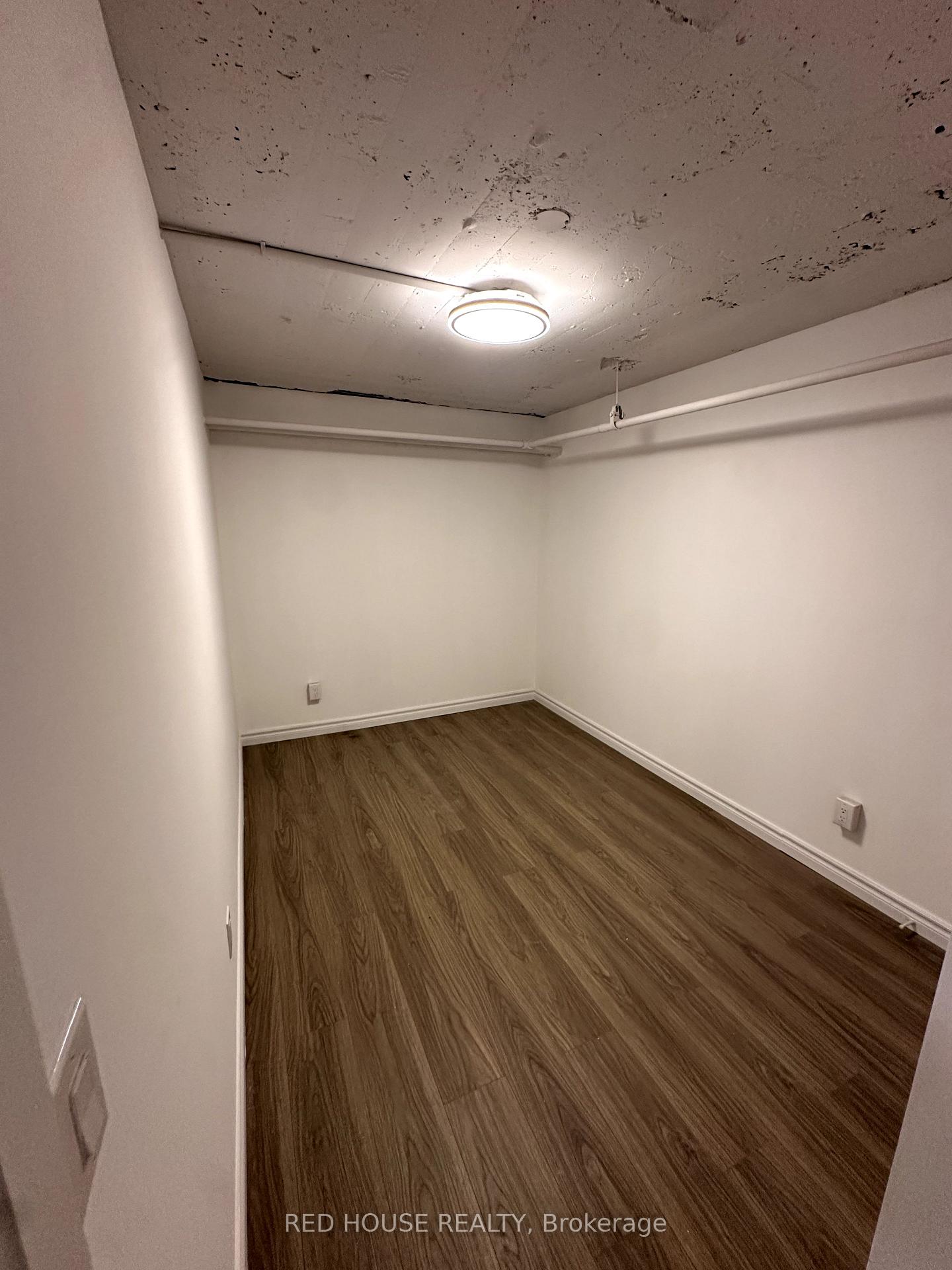 Photo 11 of Unit Lower, 388 Plains Road, Toronto, East York — HOMEH