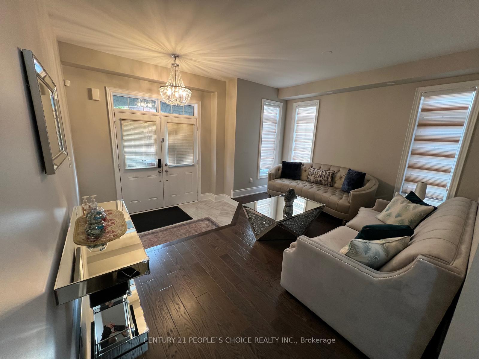 Photo 6 of 22 Elderslie Crescent, Vaughan, Kleinburg — HOMEH