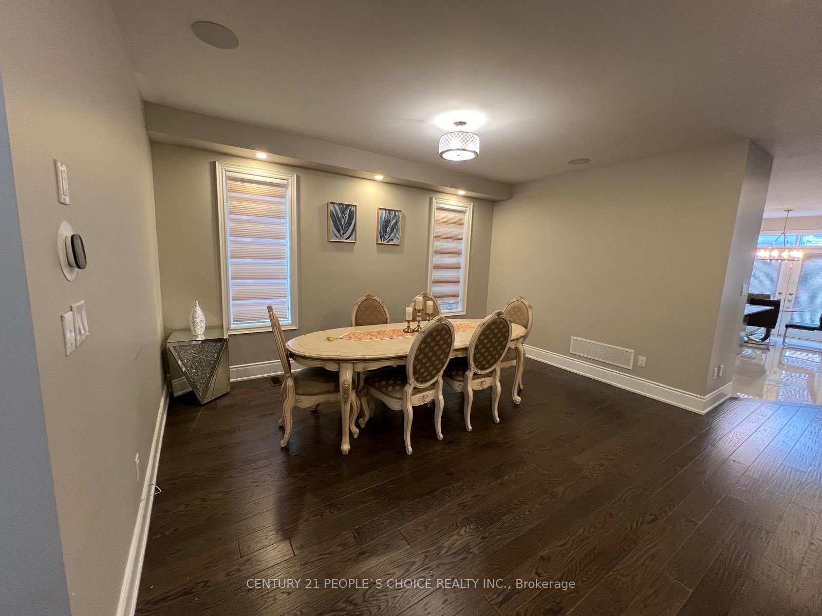 Photo 7 of 22 Elderslie Crescent, Vaughan, Kleinburg — HOMEH