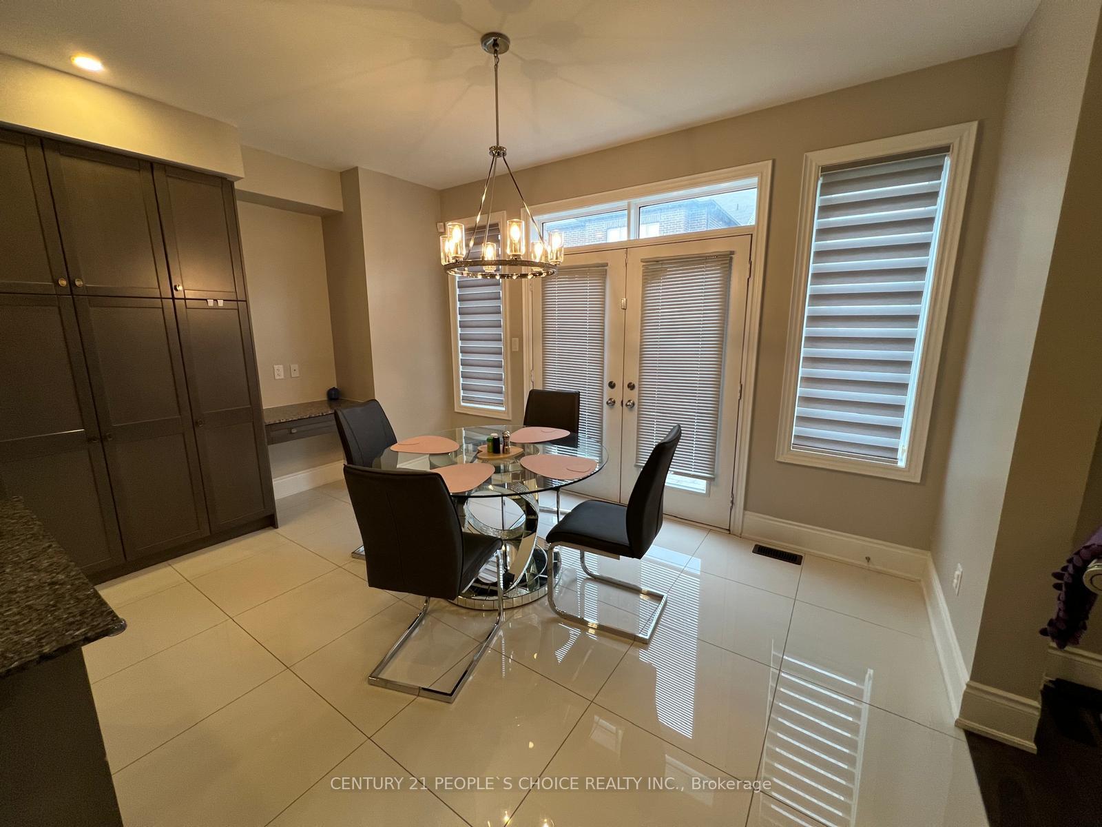 Photo 13 of 22 Elderslie Crescent, Vaughan, Kleinburg — HOMEH