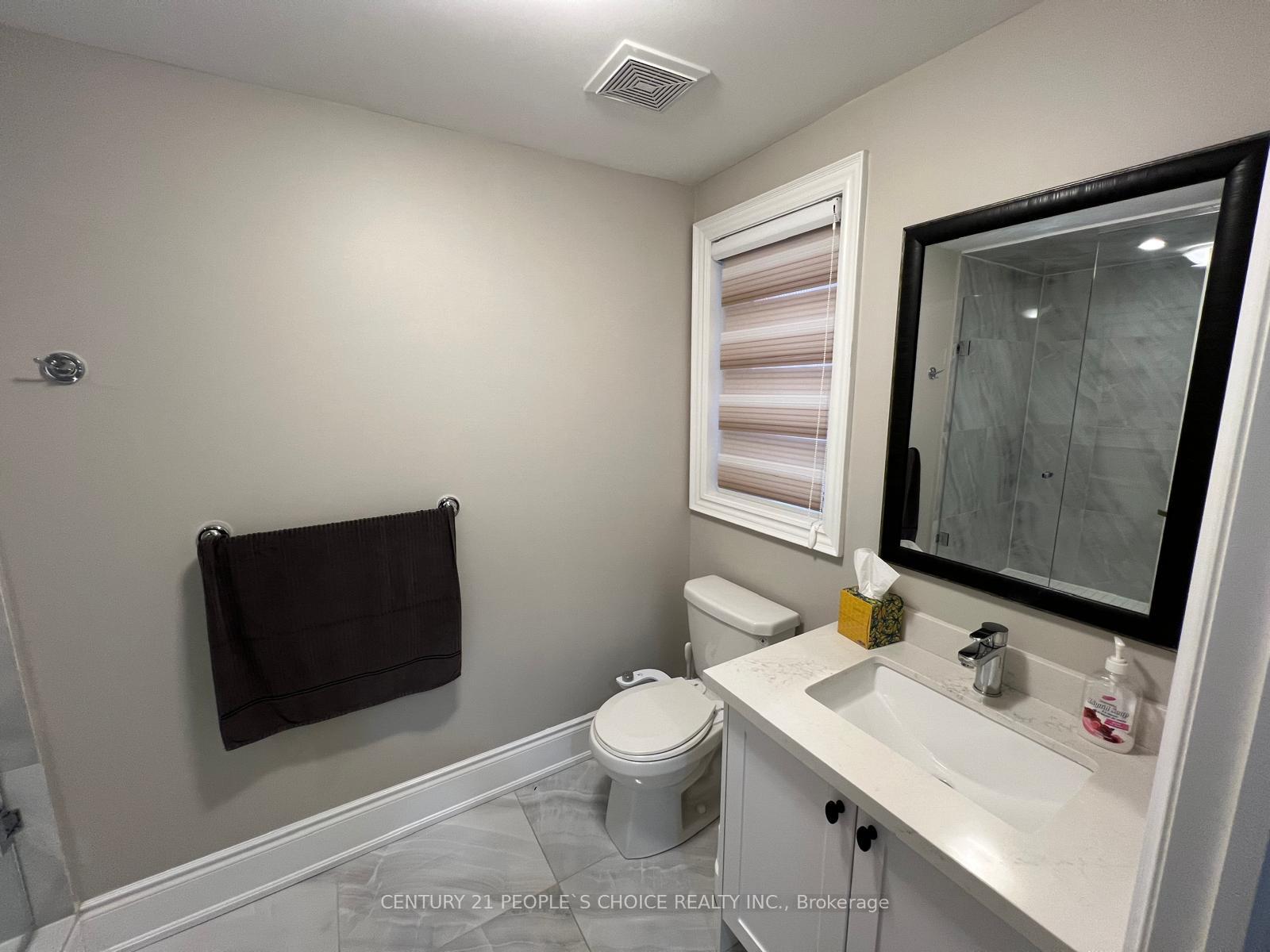 Photo 19 of 22 Elderslie Crescent, Vaughan, Kleinburg — HOMEH