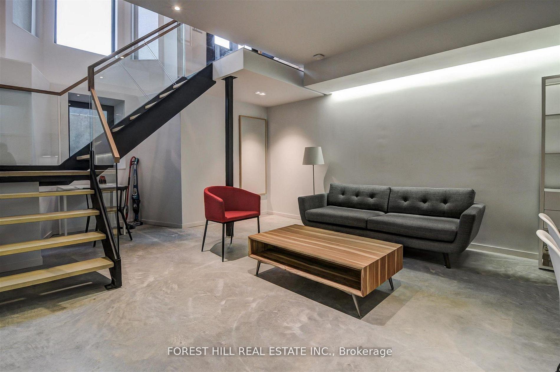 Photo 3 of Unit 1, 117 Robert Street, Toronto, University — HOMEH