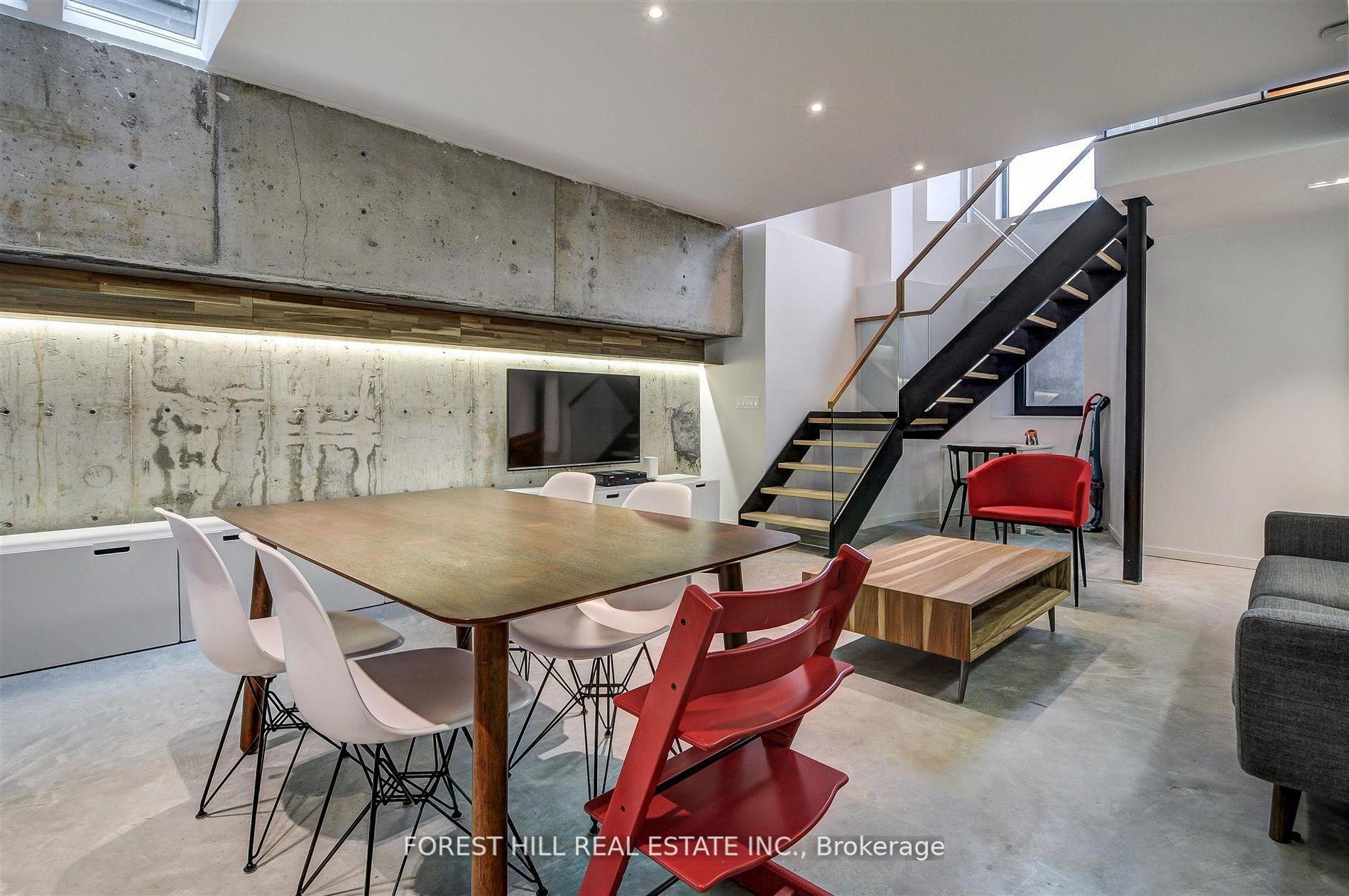Photo 8 of Unit 1, 117 Robert Street, Toronto, University — HOMEH