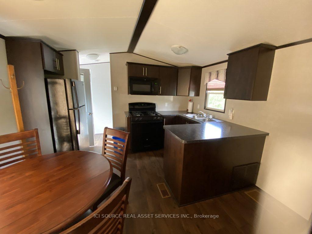 Photo 5 of Unit MOR026, 1336 S Morrison Lake Road, Gravenhurst, Wood (Gravenhurst) — HOMEH