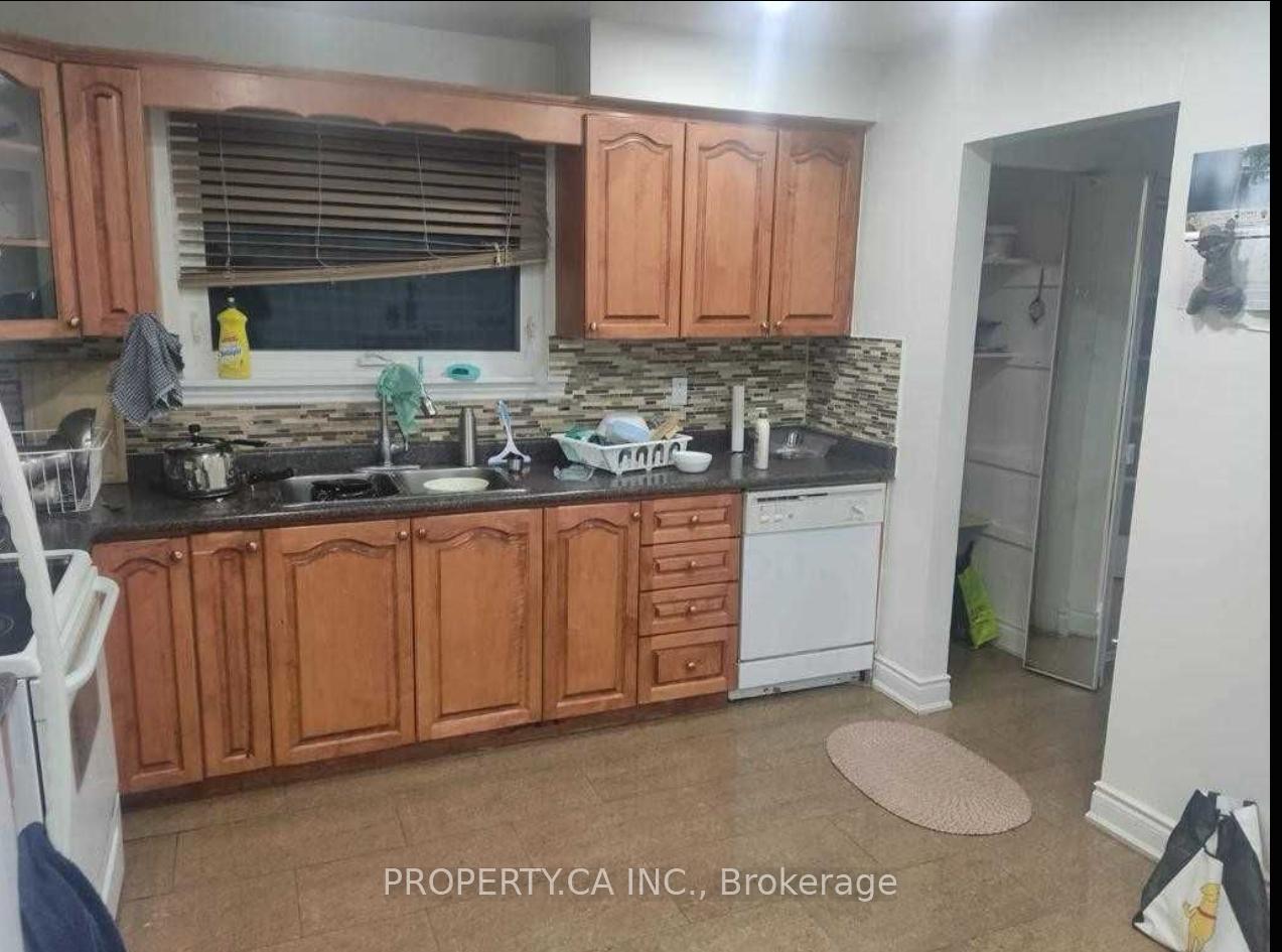 Photo 5 of Unit Upper, 35 Garside Crescent, Brampton, Northgate — HOMEH