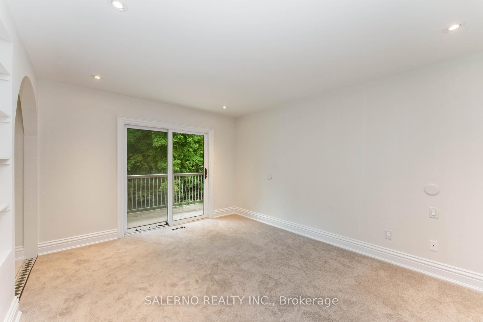 Photo 25 of 41 Golf Avenue, Vaughan, East Woodbridge — HOMEH