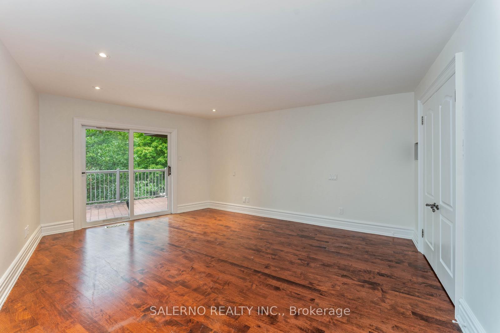 Photo 29 of 41 Golf Avenue, Vaughan, East Woodbridge — HOMEH