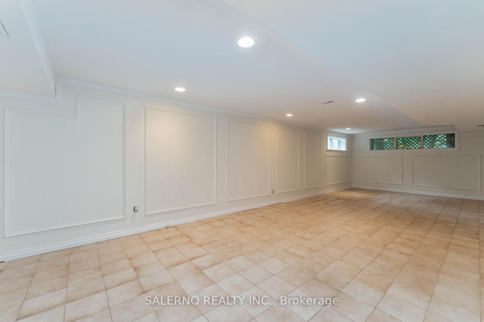Photo 34 of 41 Golf Avenue, Vaughan, East Woodbridge — HOMEH