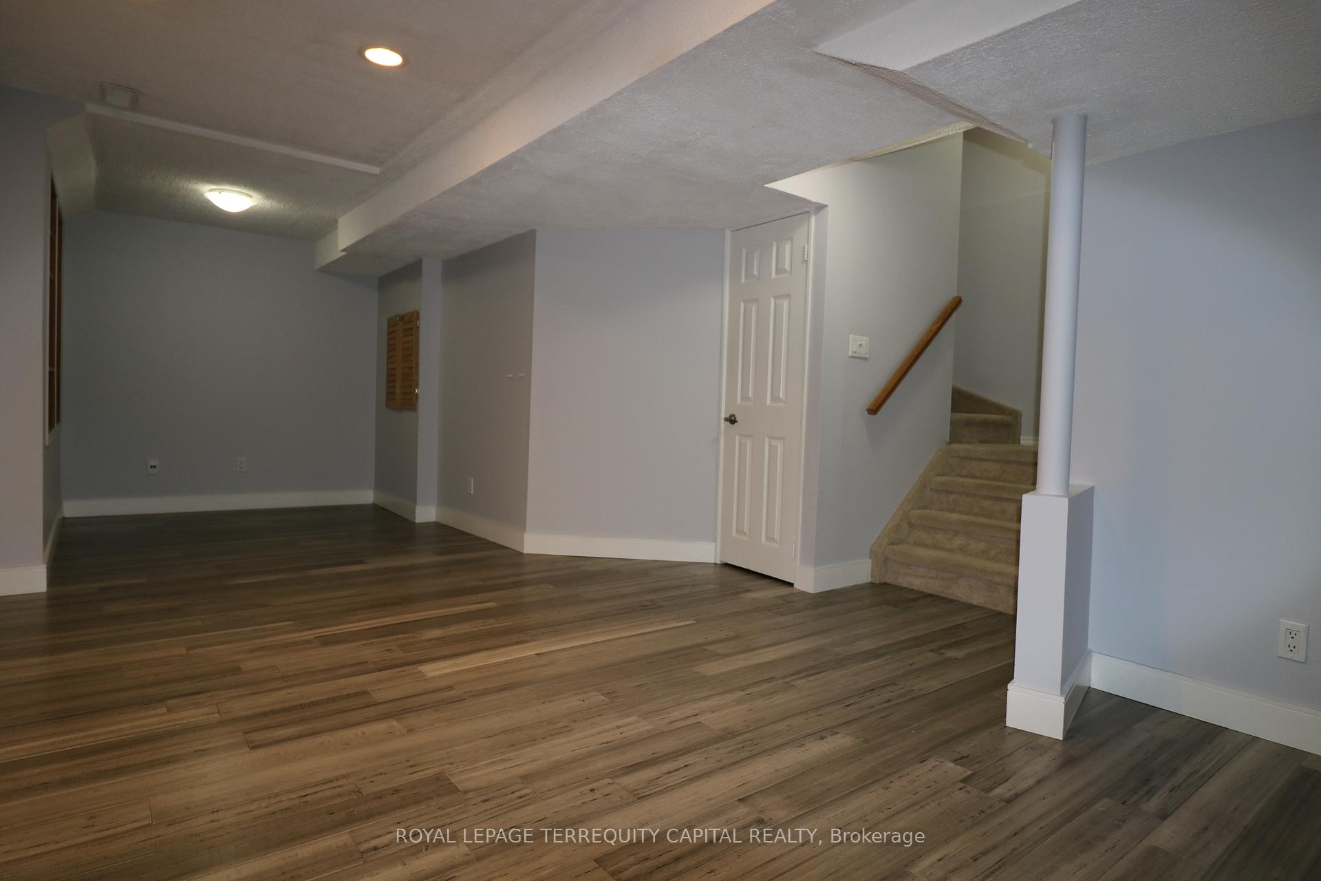 Photo 18 of 121 Gadwall Avenue, Barrie, Painswick South — HOMEH
