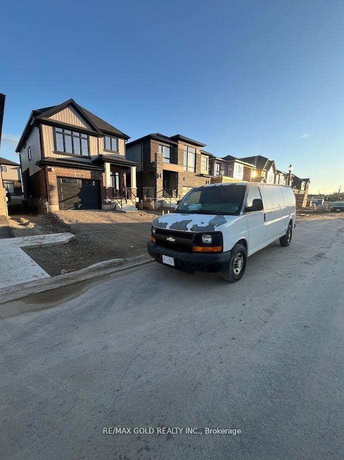 Photo 15 of 23 Jacob Detweiller Drive, Kitchener — HOMEH