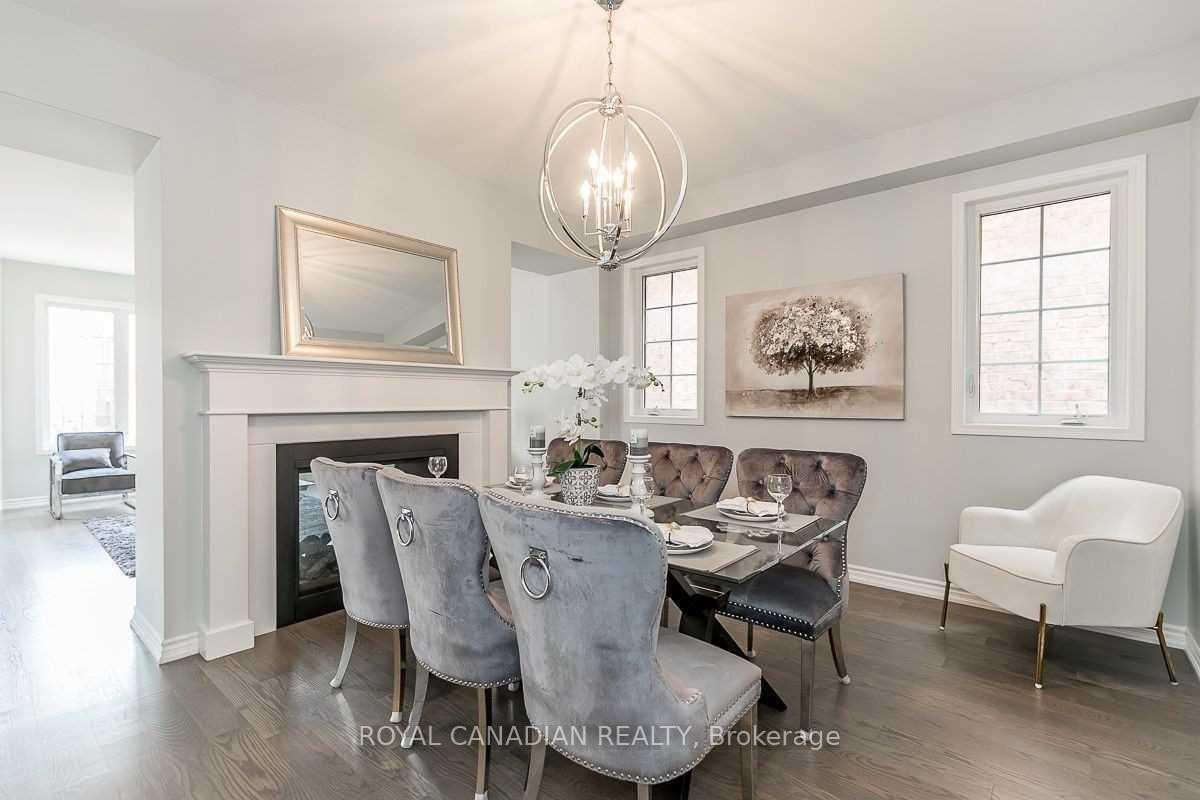 Photo 18 of 29 Streamside Street W, Vaughan, Kleinburg — HOMEH