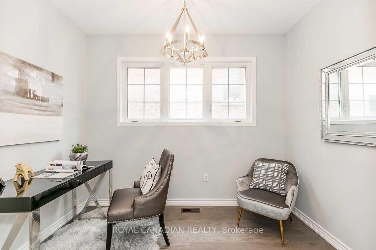 Photo 19 of 29 Streamside Street W, Vaughan, Kleinburg — HOMEH