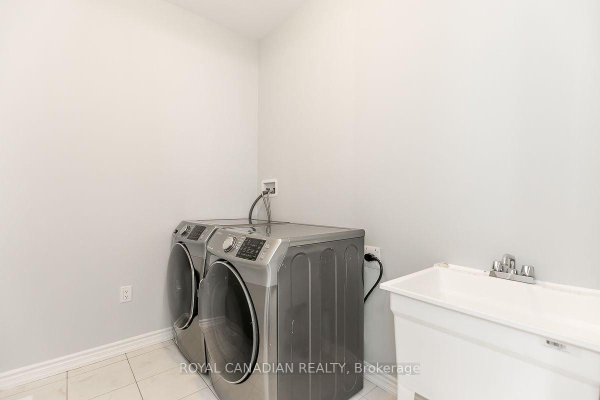 Photo 22 of 29 Streamside Street W, Vaughan, Kleinburg — HOMEH