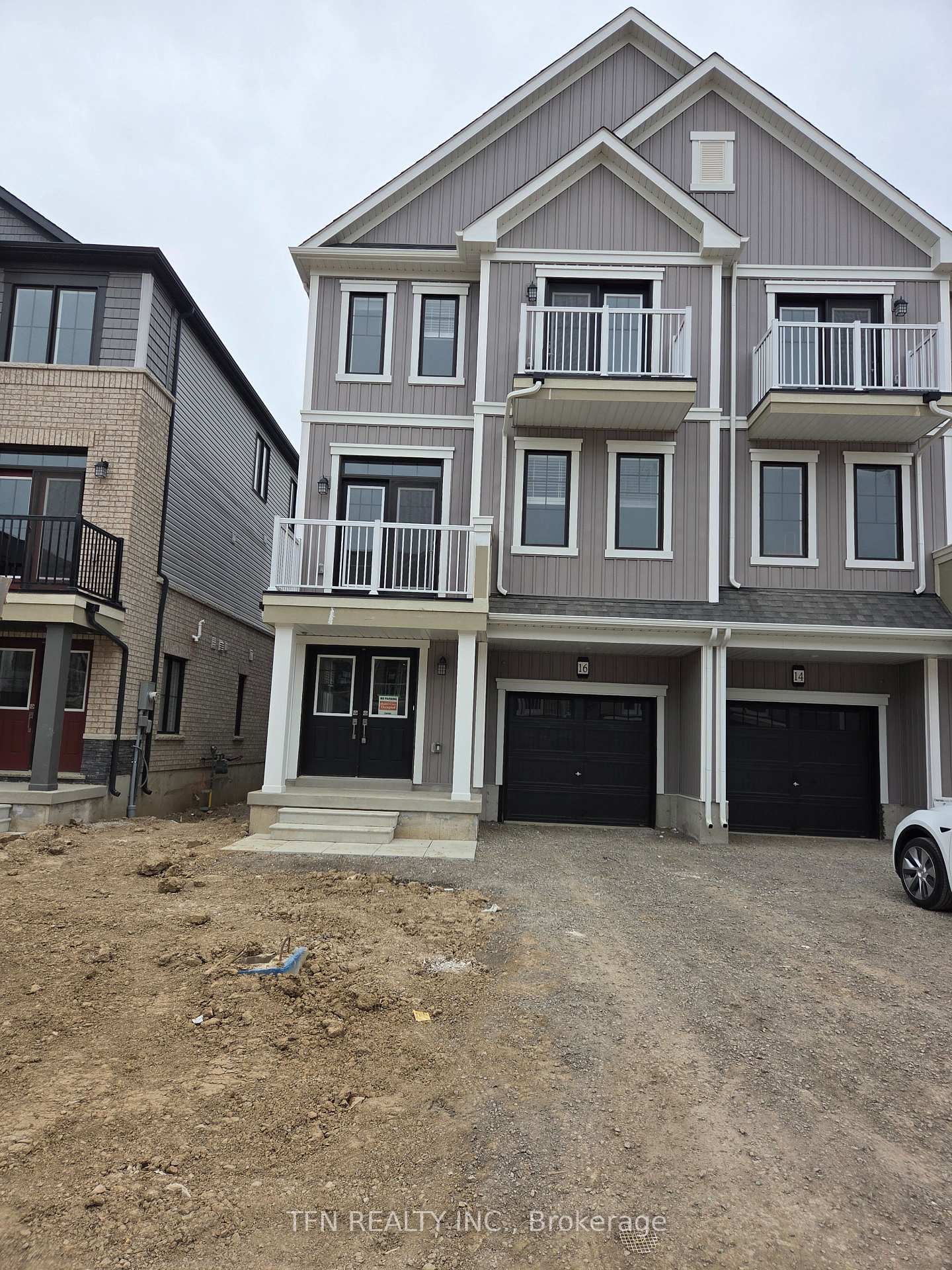 Photo 1 of 16 St Lawrence Road, Haldimand — HOMEH