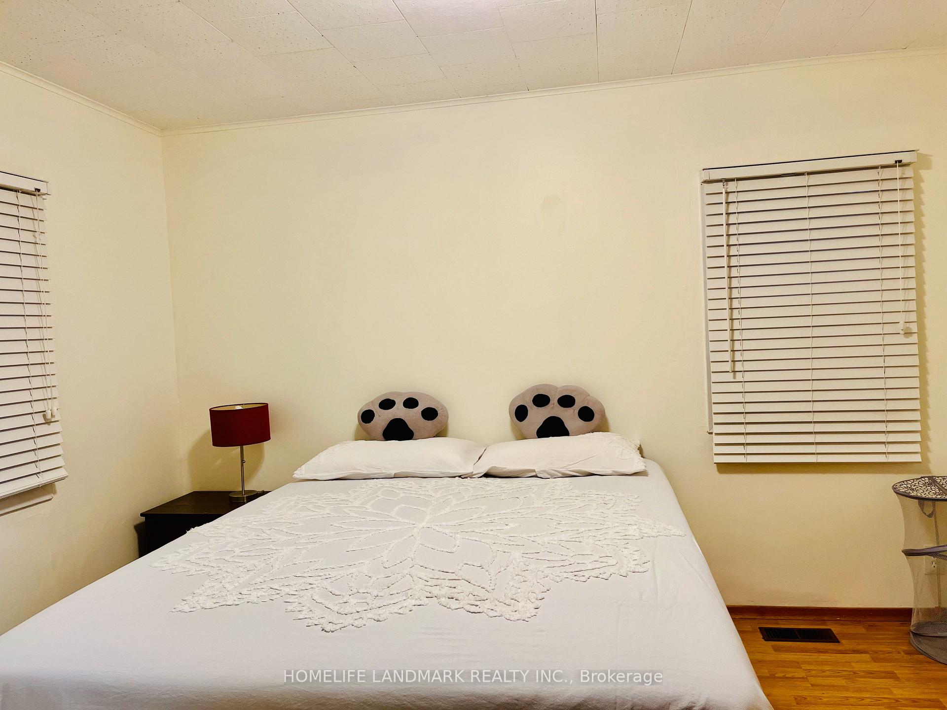 Photo 3 of 333 Hickory Street, Collingwood — HOMEH
