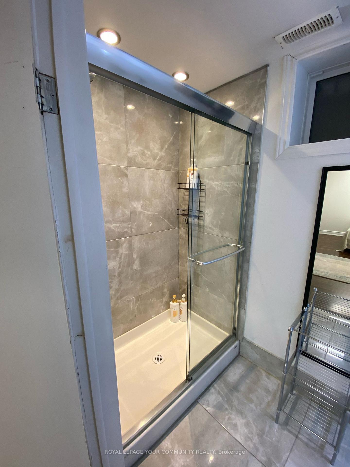 Photo 12 of Unit BSMT, 125 Holm Crescent, Markham, Aileen-Willowbrook — HOMEH