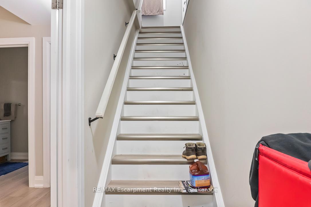 Photo 18 of Unit 2, 175 Cloverdale Avenue, Hamilton, Rosedale — HOMEH