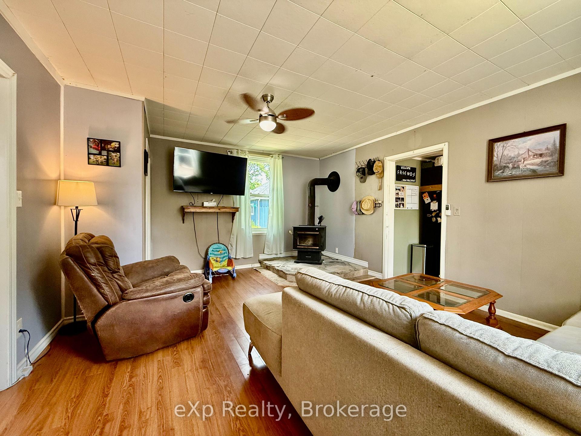 Photo 6 of 759 8th A Avenue, Hanover — HOMEH