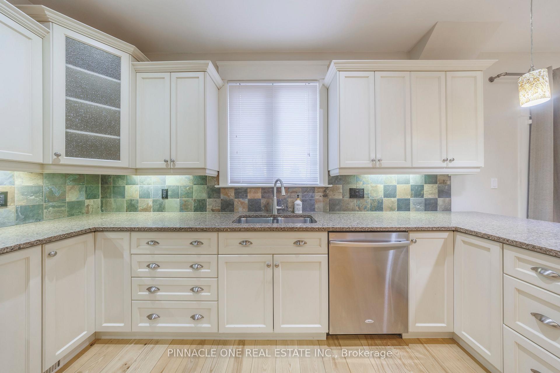 Photo 15 of 1469 Old Forest Road, Pickering, Highbush — HOMEH
