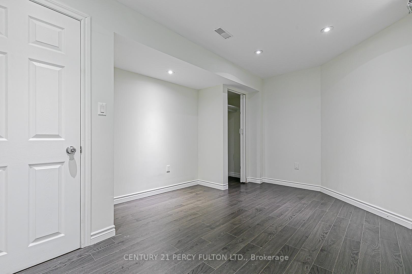 Photo 40 of 53 Miley Drive, Markham, Markville — HOMEH