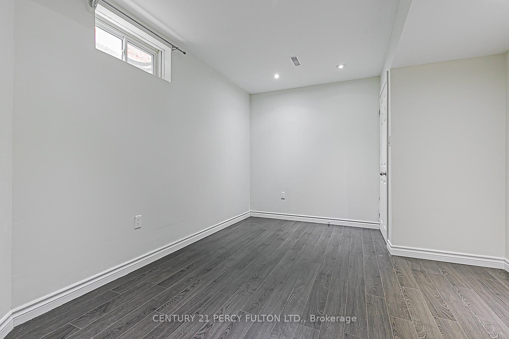 Photo 41 of 53 Miley Drive, Markham, Markville — HOMEH