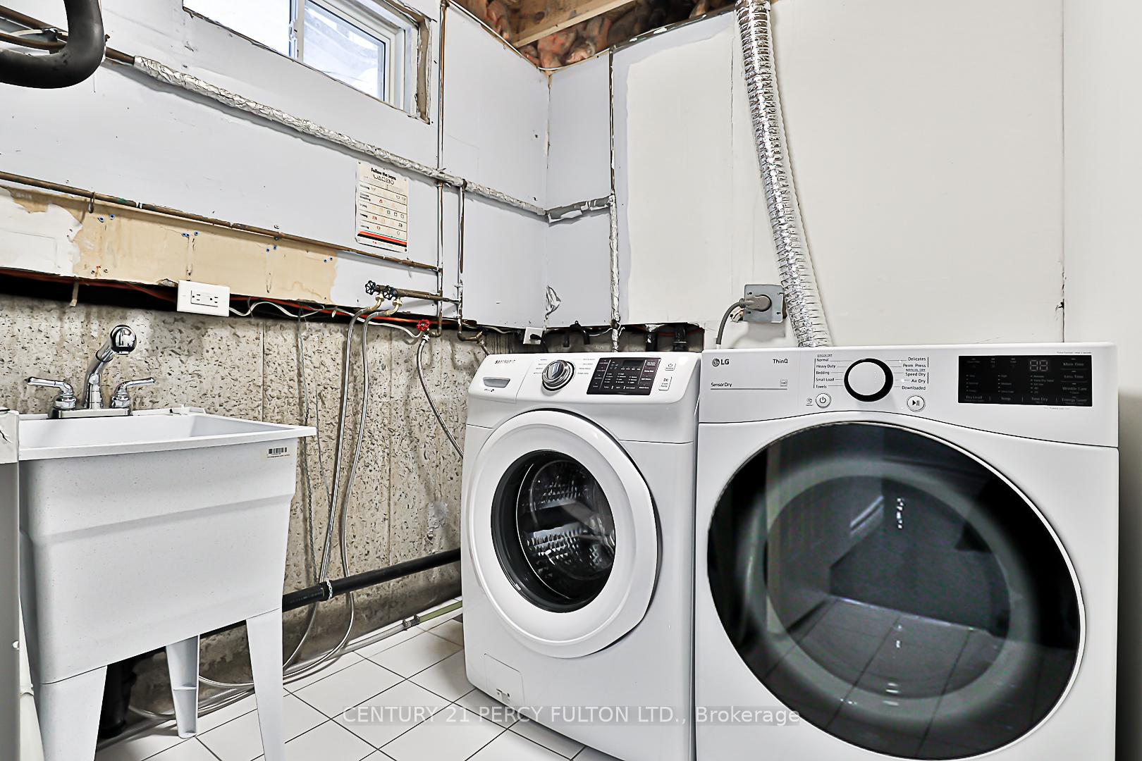 Photo 44 of 53 Miley Drive, Markham, Markville — HOMEH