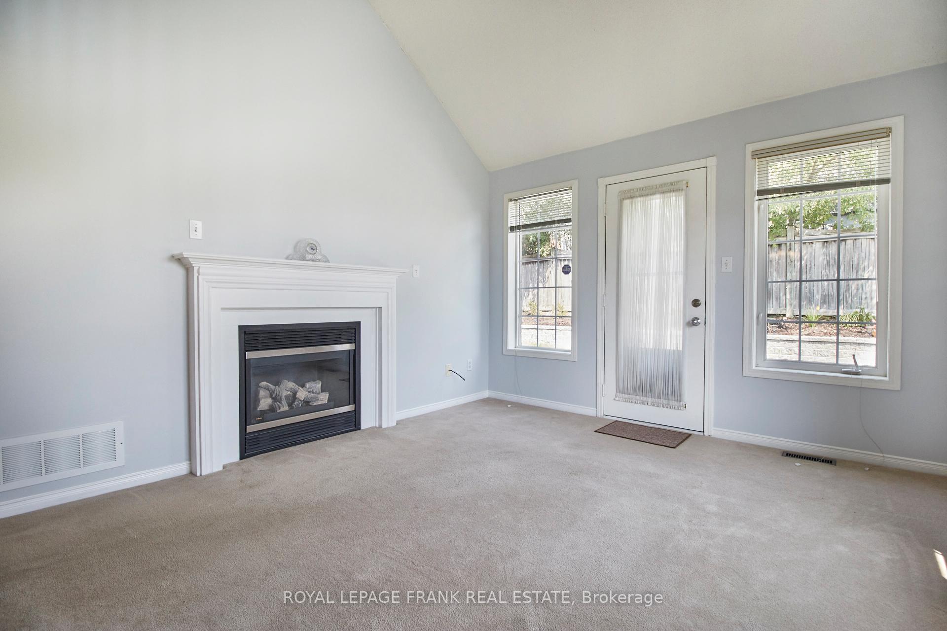 Photo 14 of 97 Mackey Drive, Whitby, Williamsburg — HOMEH