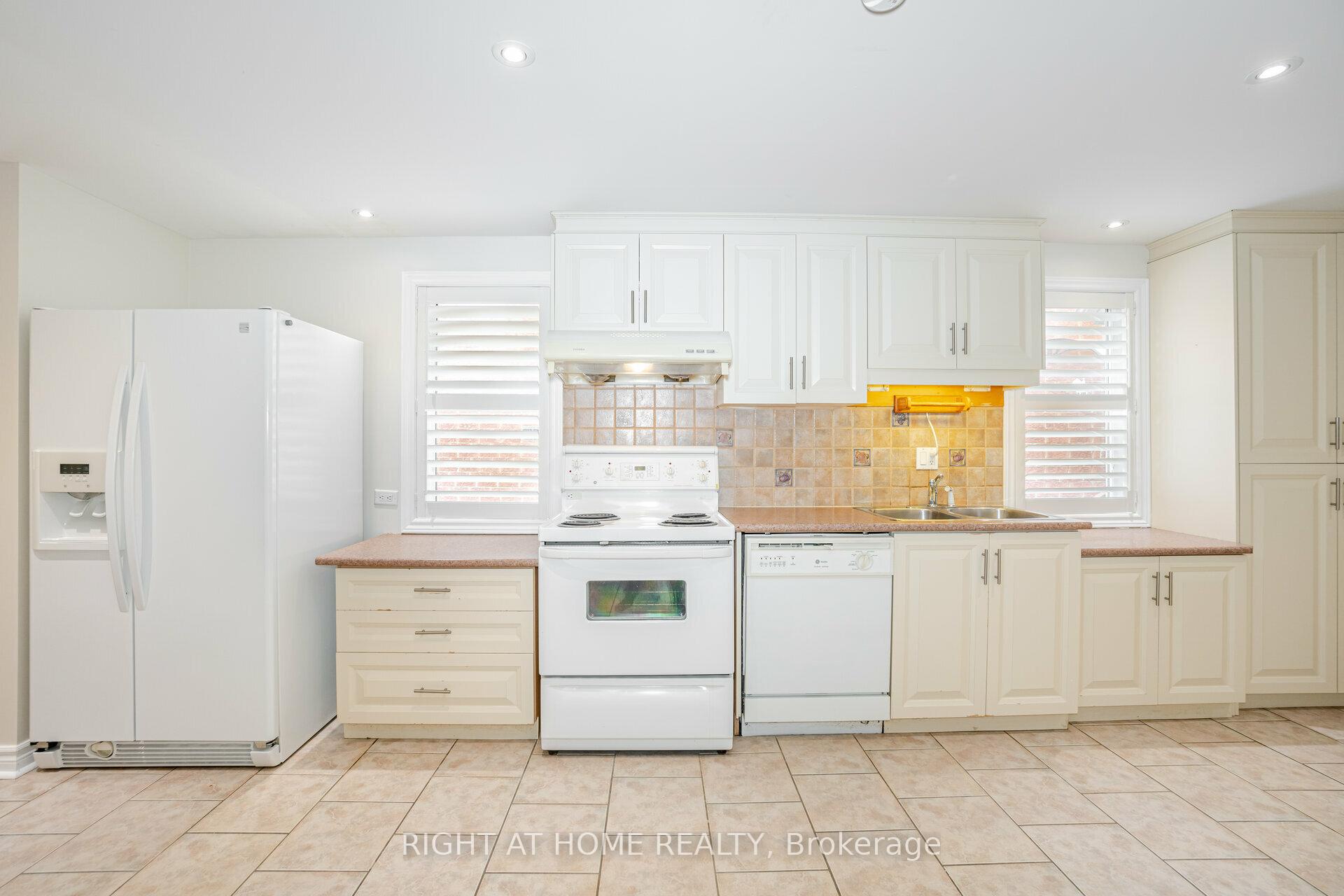 Photo 7 of Unit Lower, 62 San Vito Drive, Vaughan, Sonoma Heights — HOMEH