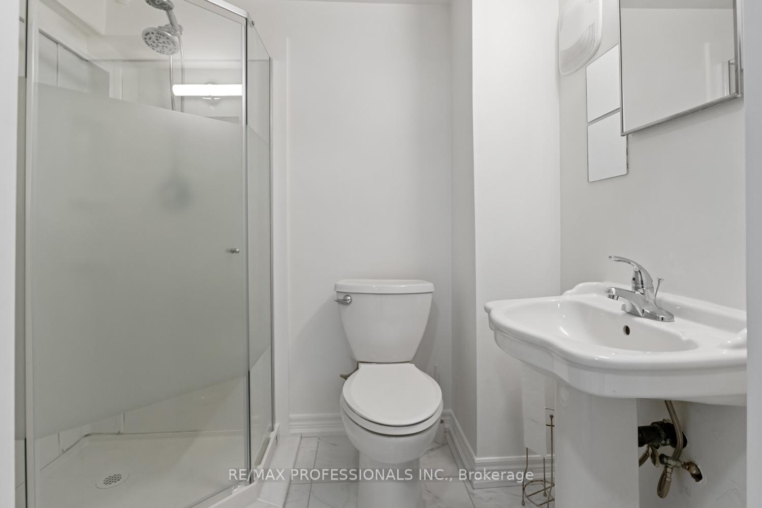 Photo 23 of Unit Lower, 5 Manor Drive, Kitchener — HOMEH