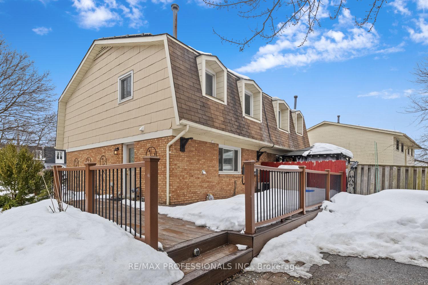 Photo 22 of Unit Lower, 5 Manor Drive, Kitchener — HOMEH