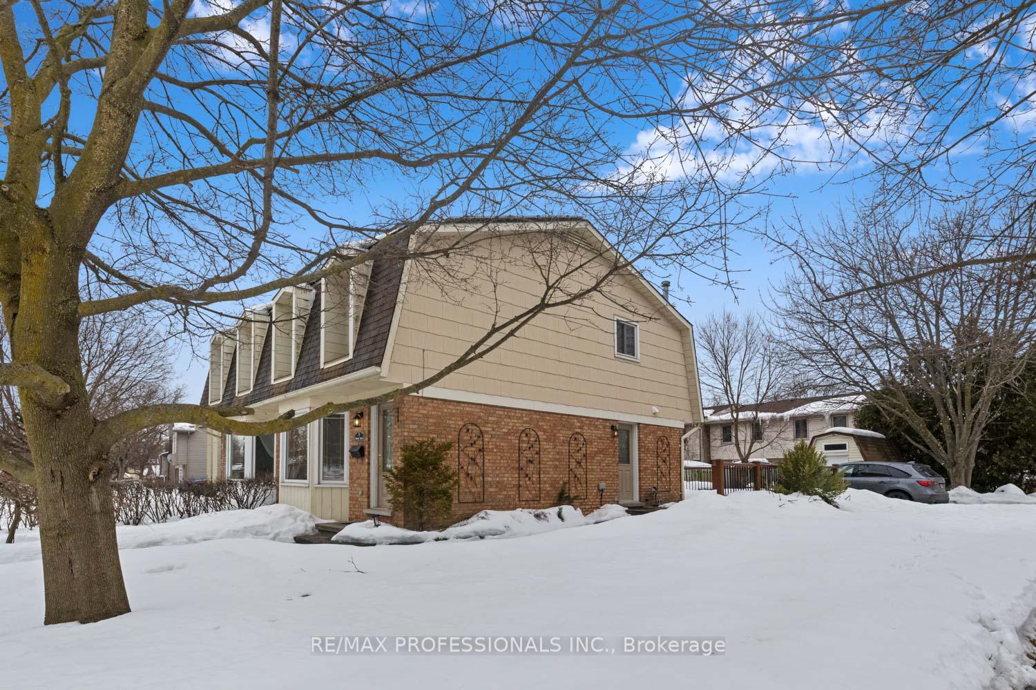Photo 21 of Unit Lower, 5 Manor Drive, Kitchener — HOMEH