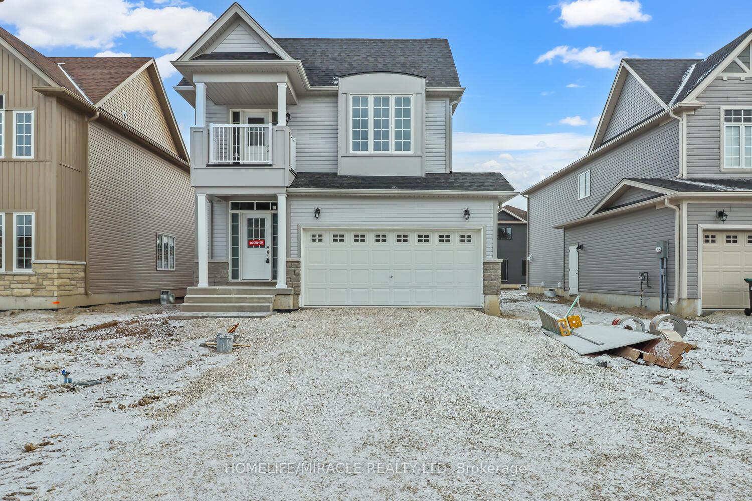 Photo 1 of 213 Clipper Drive, Clearview, Stayner — HOMEH