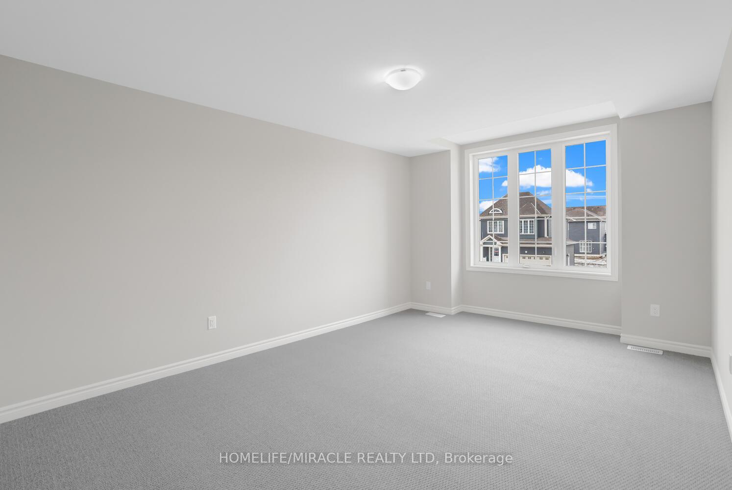 Photo 25 of 213 Clipper Drive, Clearview, Stayner — HOMEH