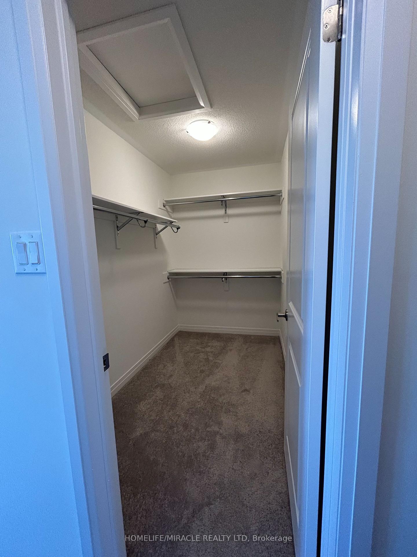 Photo 12 of 33 Sagewood Avenue, Barrie, Rural Barrie Southeast — HOMEH