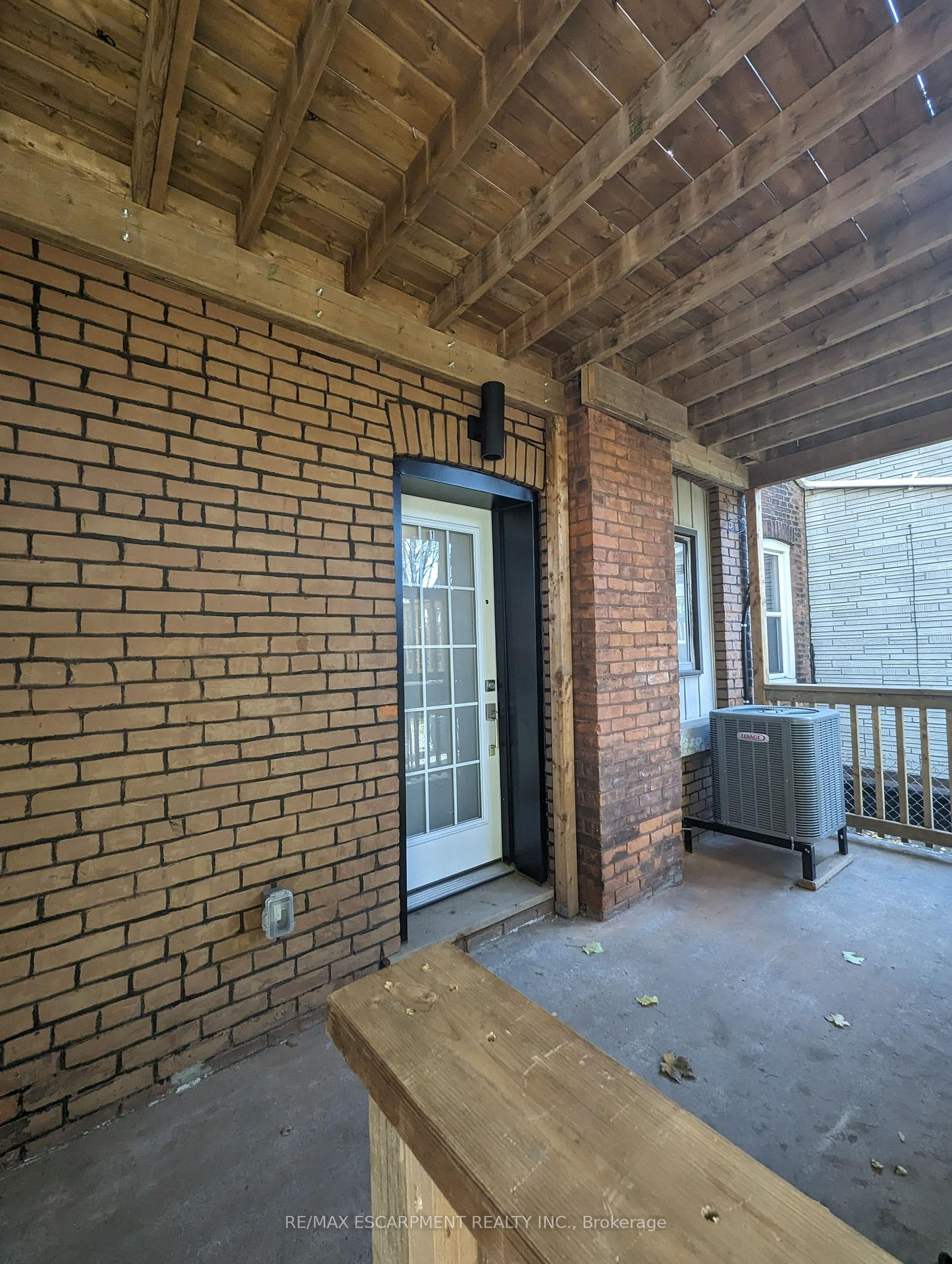 Photo 2 of Unit 1, 333 Emerald Street N, Hamilton, Beasley — HOMEH