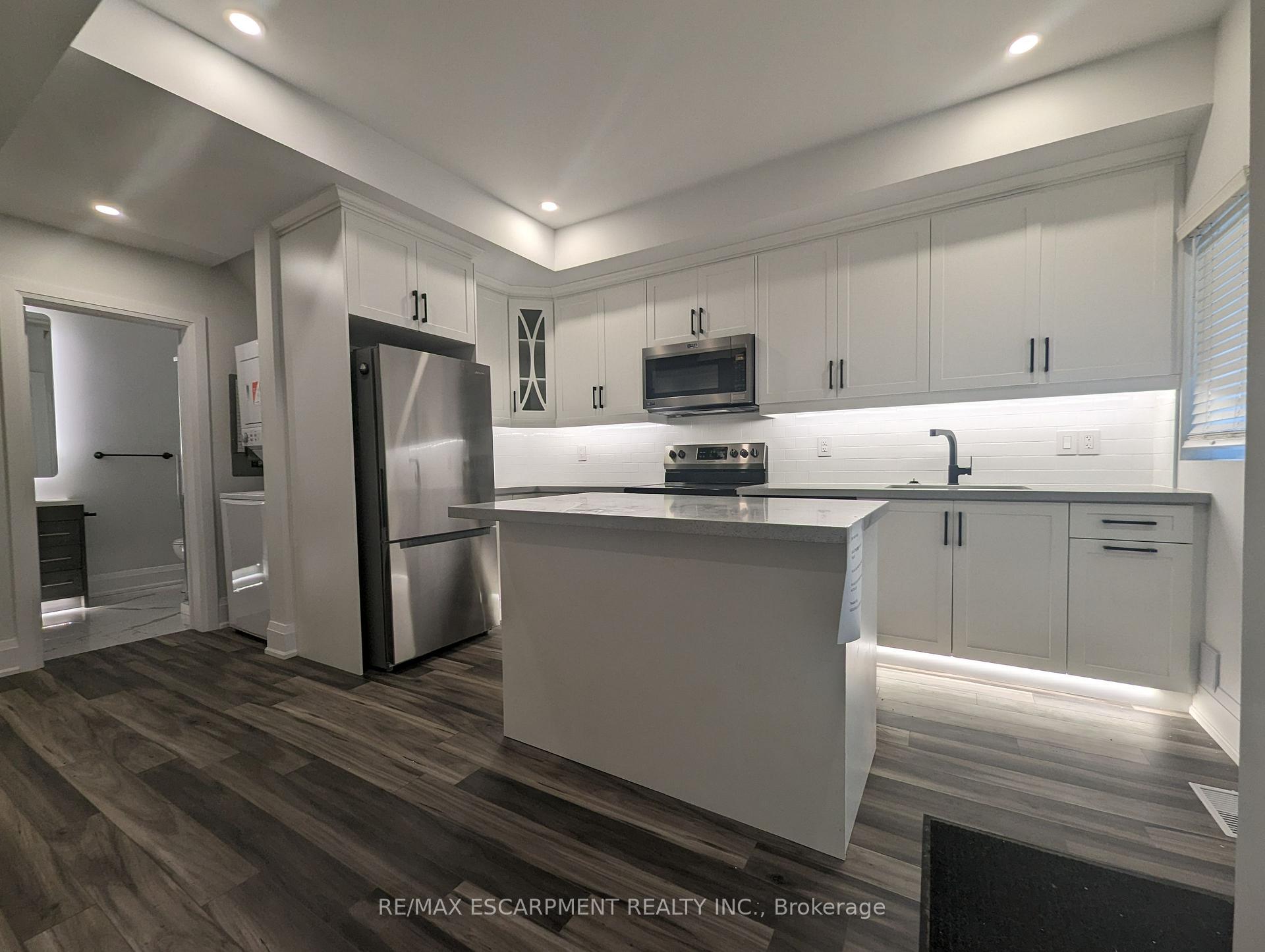 Photo 6 of Unit 1, 333 Emerald Street N, Hamilton, Beasley — HOMEH
