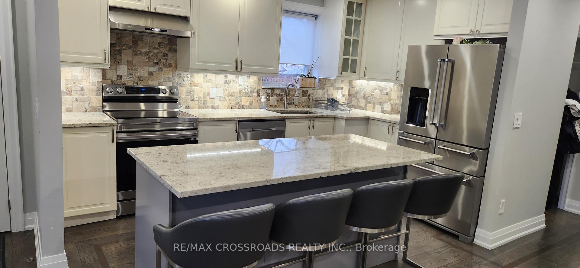 Photo 3 of 68 Glencrest Boulevard, Toronto, O'Connor-Parkview — HOMEH