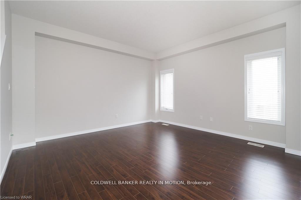 Photo 4 of 285 Sweet Gale Street S, Waterloo, Columbia Forest/Clair Hills — HOMEH