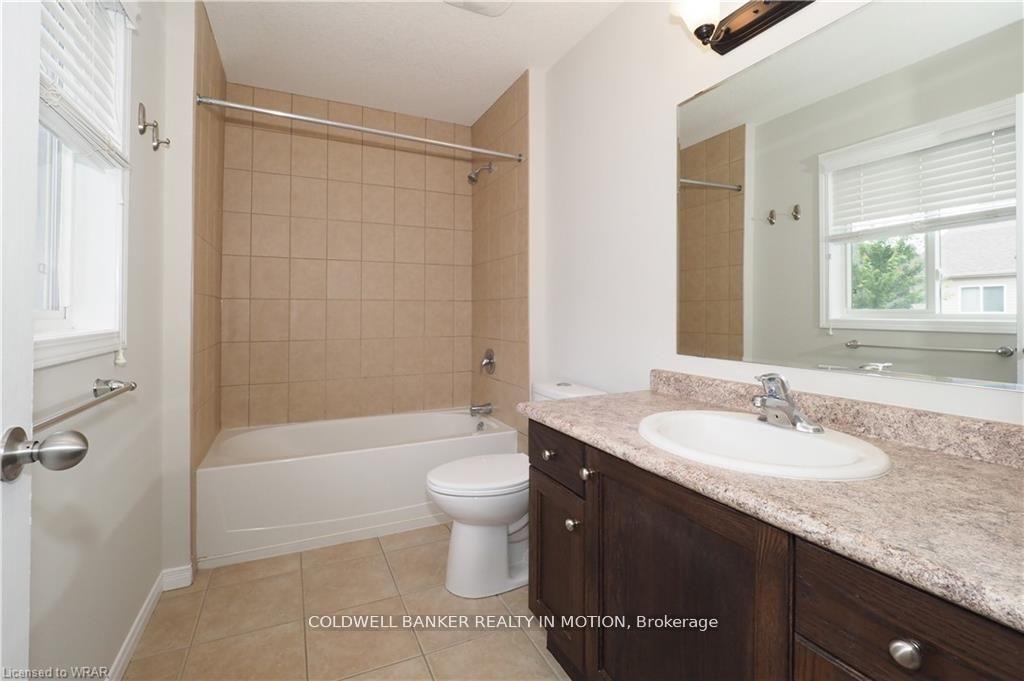 Photo 11 of 285 Sweet Gale Street S, Waterloo, Columbia Forest/Clair Hills — HOMEH