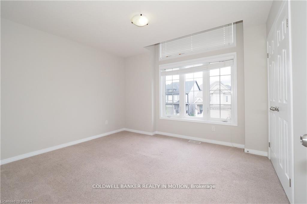 Photo 13 of 285 Sweet Gale Street S, Waterloo, Columbia Forest/Clair Hills — HOMEH