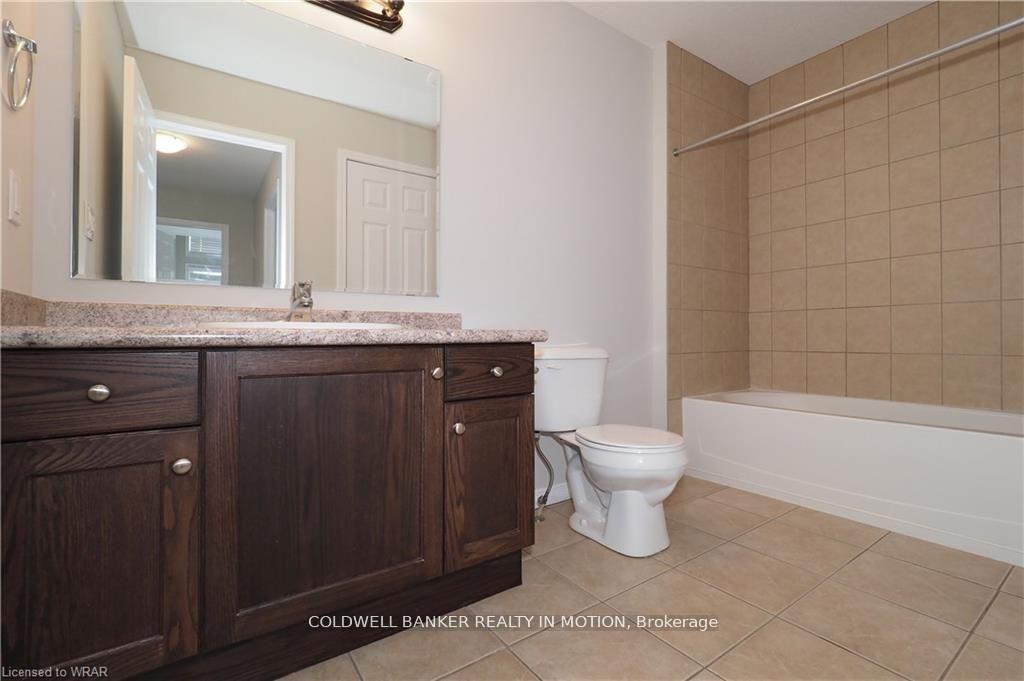 Photo 16 of 285 Sweet Gale Street S, Waterloo, Columbia Forest/Clair Hills — HOMEH