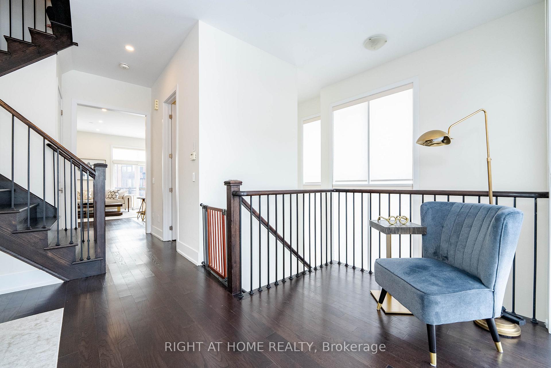 Photo 17 of 16 Cambray Road, Vaughan, Patterson — HOMEH