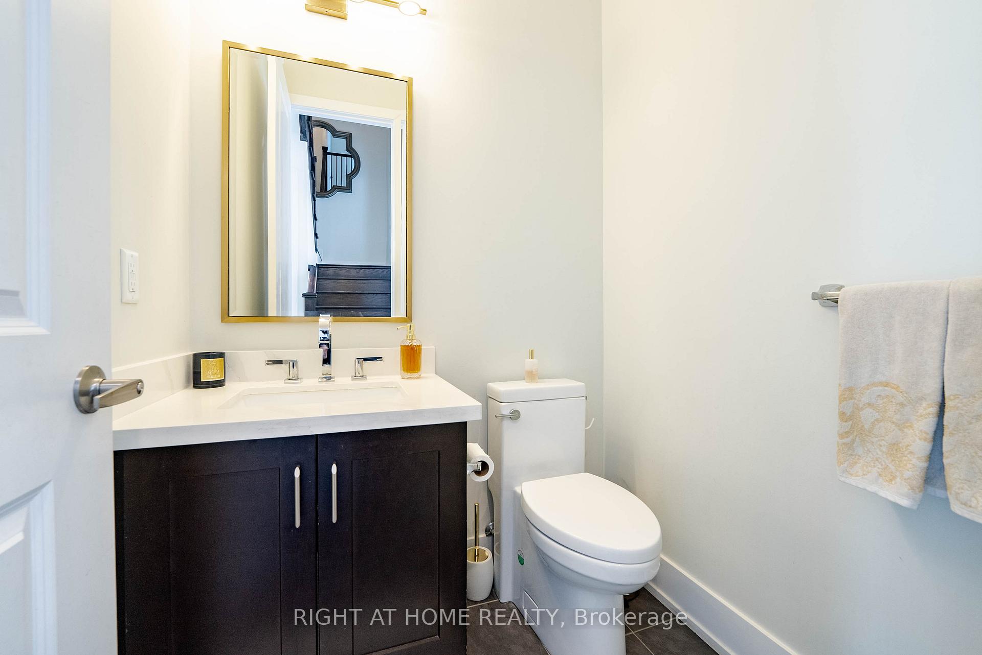 Photo 30 of 16 Cambray Road, Vaughan, Patterson — HOMEH
