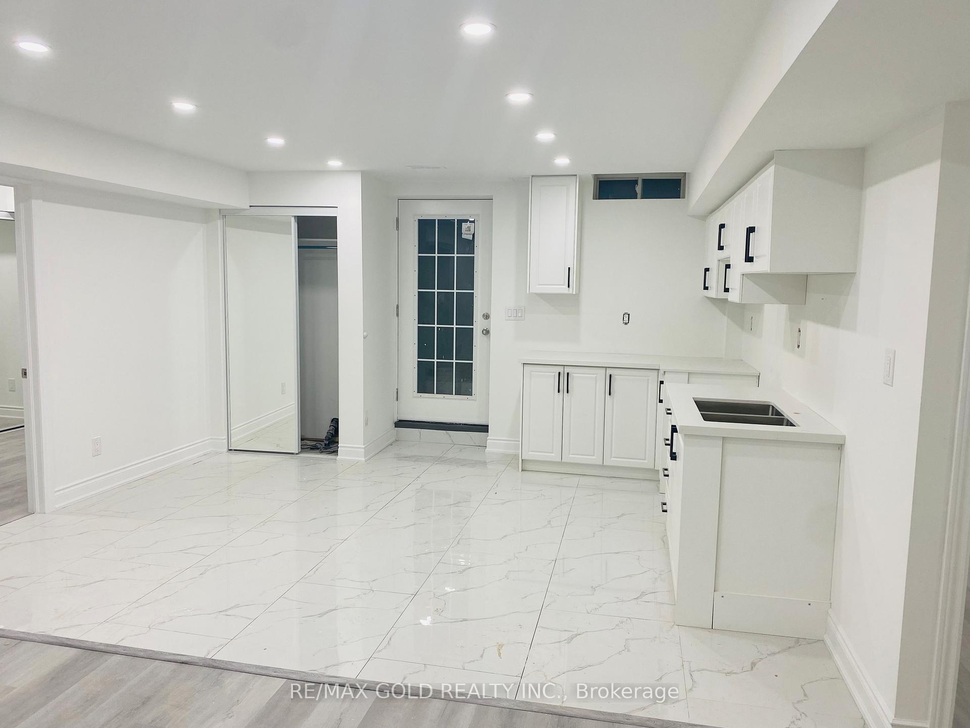 Front of Unit BSMT, 9 Sugar Pearl Road