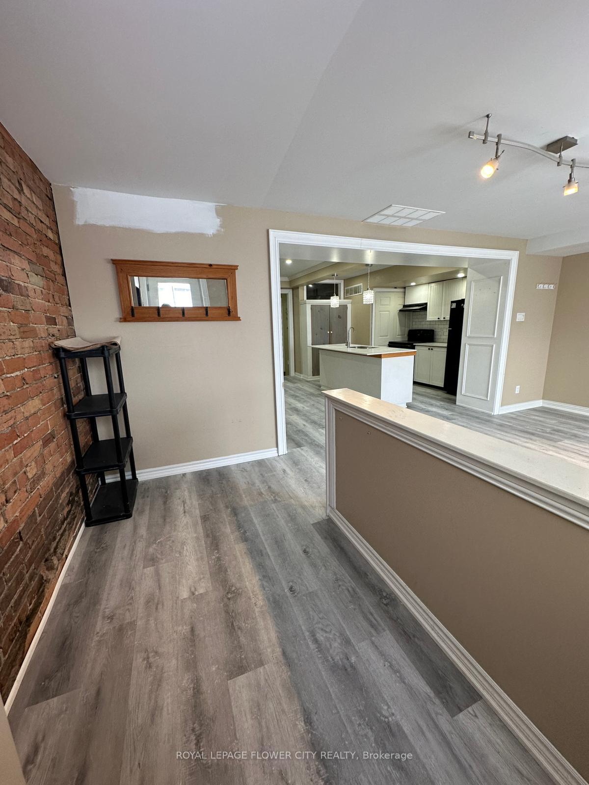 Photo 5 of 127 Main Street W, Shelburne — HOMEH