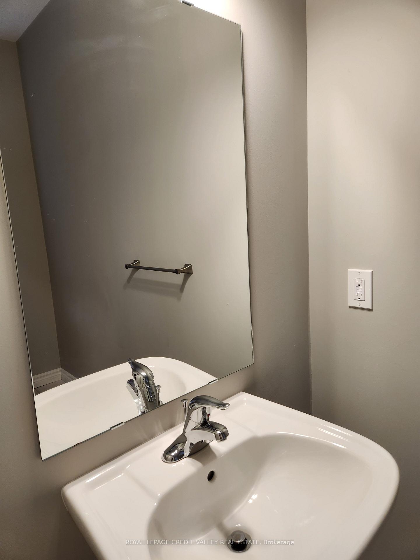 Photo 6 of 1022 Wright Drive, Midland — HOMEH