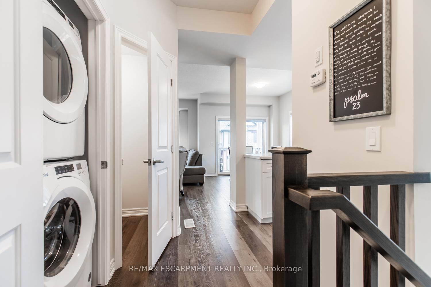 Photo 7 of Unit 31, 27 Rachel Drive, Hamilton, Stoney Creek — HOMEH