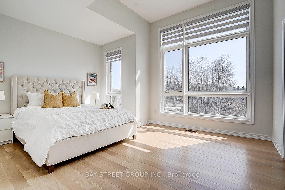 Photo 15 of 100 Woodhaven Avenue, Aurora, Aurora Estates — HOMEH