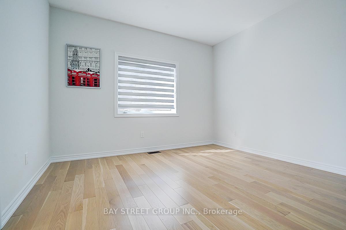 Photo 16 of 100 Woodhaven Avenue, Aurora, Aurora Estates — HOMEH