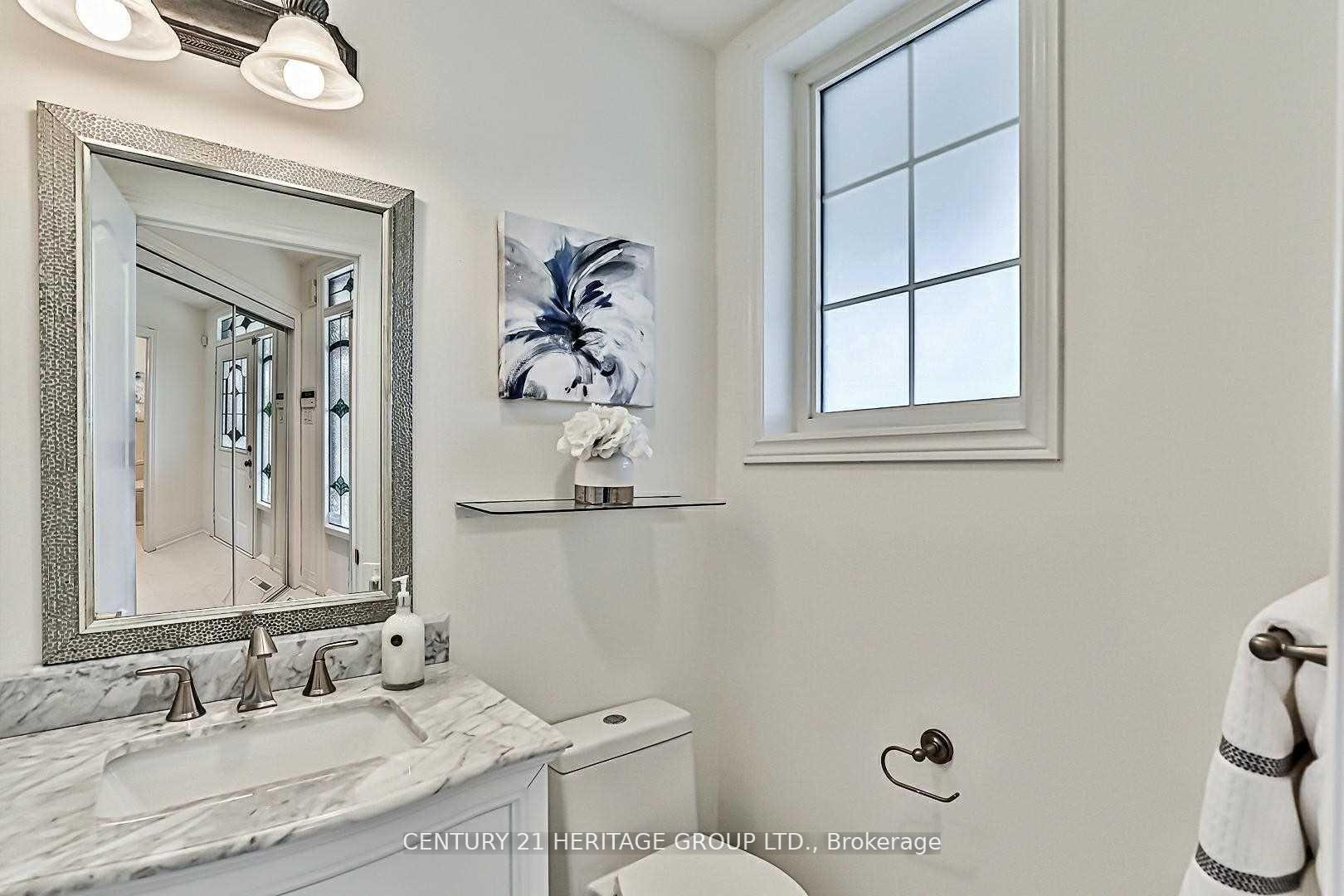 Photo 12 of 72 Sedgeway Heights, Vaughan, Vellore Village — HOMEH